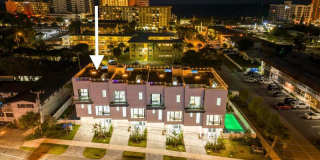 1006 N Riverside Drive Gallery 1