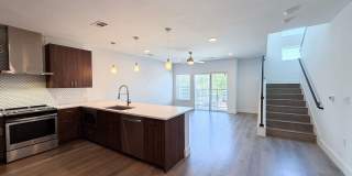 Stylish East Austin Condo with Modern Finishes, Open Living, and Luxury Primary Retreat Gallery 5