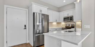 2034 N FRONT Street Gallery 4