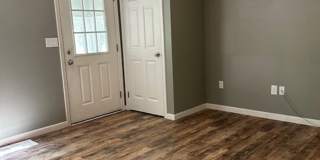 Charming 2-Bedroom Home in the Heart of Fairport Available Now Gallery 1