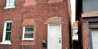 Updated 2 Bed, 1 Bath Home - Convenient Location, Walkable Neighborhood - Available 3/15! Gallery 1