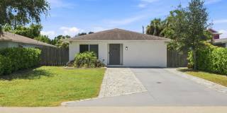 ** NAPLES PARK ** 3 BED / 3 BATH - POOL HOME - FENCED YARD - NO HOA! - PET OK - ANNUAL RENTAL Gallery 34