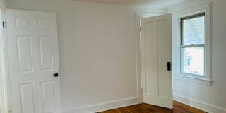 THE CUTEST 3 BEDROOMS SINGLE HOME !! 1St floor bedroom Gallery 27