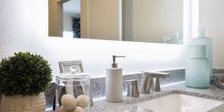 The Mayfair Gallery 11