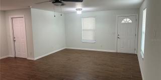 3735 39TH AVENUE N Gallery 4