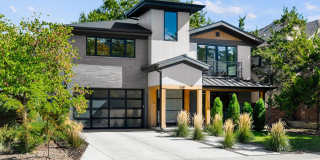 Luxury 6BD, 7BA Hilltop Home with Walk-Out Basement Gallery 1