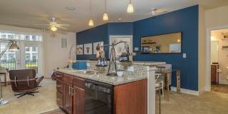 Abberly at Southpoint Gallery 2