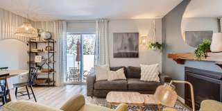 Corner Unit 2 BDR / 2.5 BA Townhome Gallery 1