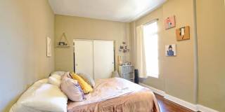 1501 North Sedgwick Gallery 8