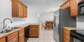 1002 Applewood Circle Gallery 9