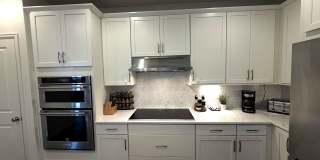 Modern West Arvada End-Unit with Cul-de-Sac Privacy & 2-Car Garage Gallery 3