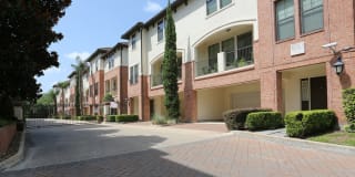 Braeswood Place Gallery 8