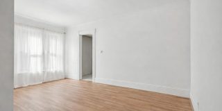 326 Holland Street Gallery 2