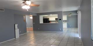 5 bedroom 3 bath Gallery 20