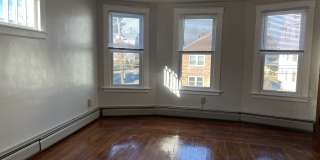 61 Albany Avenue Gallery 8