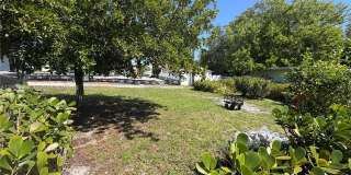 311 SW 11th Ct Gallery 6