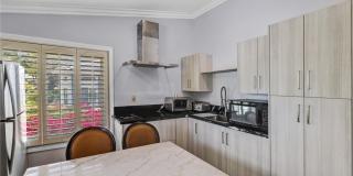 25432 Nottingham Court Gallery 34