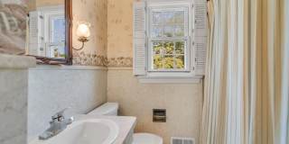 312 Salem Avenue Gallery 8