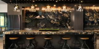 1900 Broadway Gallery 65