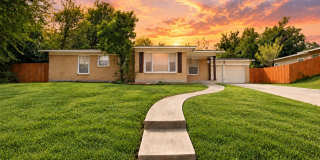 126 Longridge Dr Gallery 1