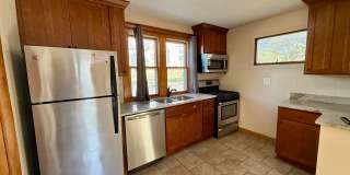 Beautiful, Clean 4 bedroom West 7th Gem!! Gallery 1