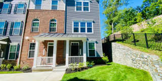 MINUTES TO QUANTICO - BRAND NEW TOWNHOUSE! Gallery 1