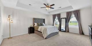 Like-New 4 bedroom 2.5 bathroom home with Custom Touches, open floor plan AND a Cul-de-sac lot! Must see! Gallery 21