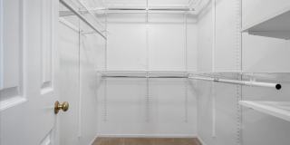 226 Coventry Circle Gallery 15