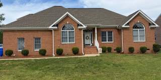 4 Bed / 2.5 Bath Single Family Home 4 Bed / 2.5 Bath Single Family Home Gallery 1