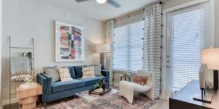 6762 N Loop 1604 E Gallery 1