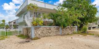 174 Corrine Pl Gallery 1