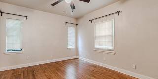 Beautiful Historic Duplex in OKC: 1824 Carey Place - 1 Gallery 29