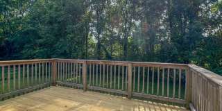Move-In Special Available! Large Deck and Fenced Backyard! Gallery 24