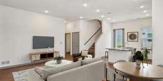 The Sophia Gallery 59