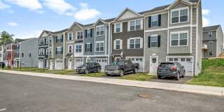 80 HERITAGE Court Gallery 1