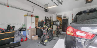 1111 NW 1st Ave Gallery 33