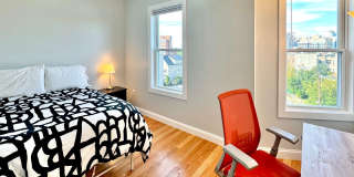 Charming 4 Bedroom Gallery 3