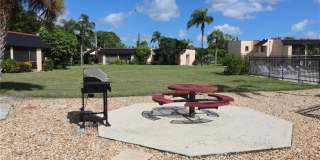 2083 NE Collins Circle Gallery 17