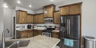 4 Bed 3 Bath Home Perfect for Entertaining 4 Bed 3 Bath Home Perfect for Entertaining Gallery 1