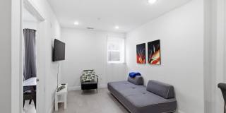 925-29 N BROAD Street Gallery 2