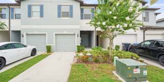 Well laid out 3BDS/2.5 BTHS in Amenity Rich Community! Gallery 1