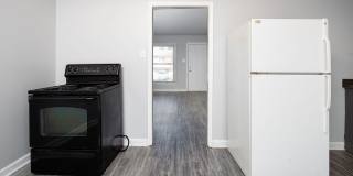 Spacious, affordable two bedroom townhouse in a great location in Charlotte! Gallery 73