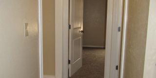 BEAUTIFUL HOME IN WOLFCREEK AREA!!! Gallery 23