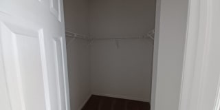 3/2 Condo in gated community off Colonial Blvd Gallery 11