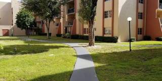 13715 Kendale Lakes Cir Gallery 1