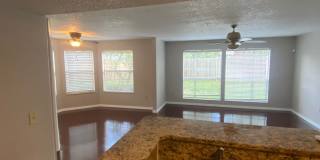 Gorgeous 3 bedroom Will Not Last Gallery 9