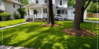 Amazingly Large 4 Bedroom 2 Bathroom Two Story Home located in the Chesterfield Heights area of Norfolk, VA Amazingly Large 4 Bedroom 2 Bathroom Two Story Home located in the Chesterfield Heights area of Norfolk, VA Gallery 1