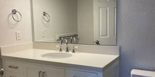 Beautiful 3 Bed, 2.5 Bath Home for Rent – Bright & Spacious in a Great Neighborhood Gallery 15