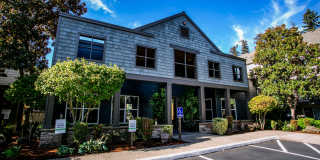 The Colonnade Luxury Townhome Apartments Gallery 15