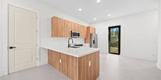 1805 W 10th Street Gallery 21
